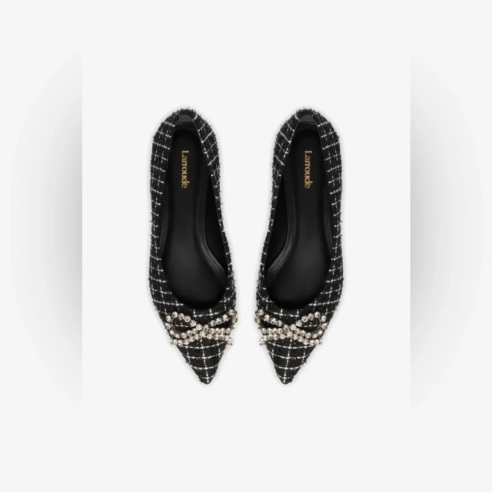 Lee Flat In Black Tweed
Larroudé - Picture 3 of 10